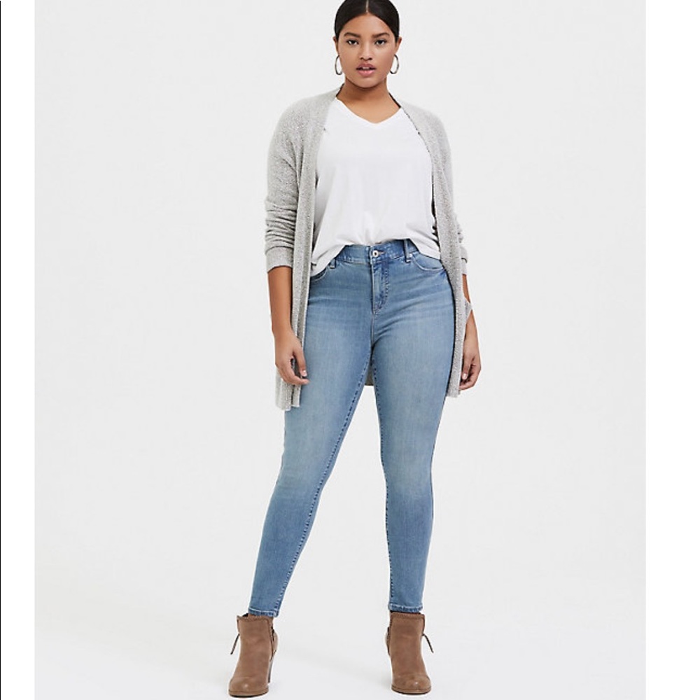 Torrid bombshell skinny jeans